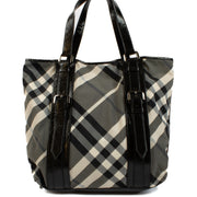 Authentic second hand Burberry Black Nylon Check Bag on Labellov.com