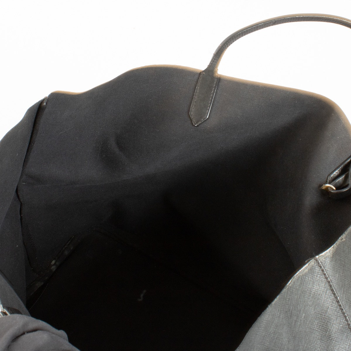 Authentic second hand Givenchy Black Favelas 74 Shoulder Bag on Labellov.com