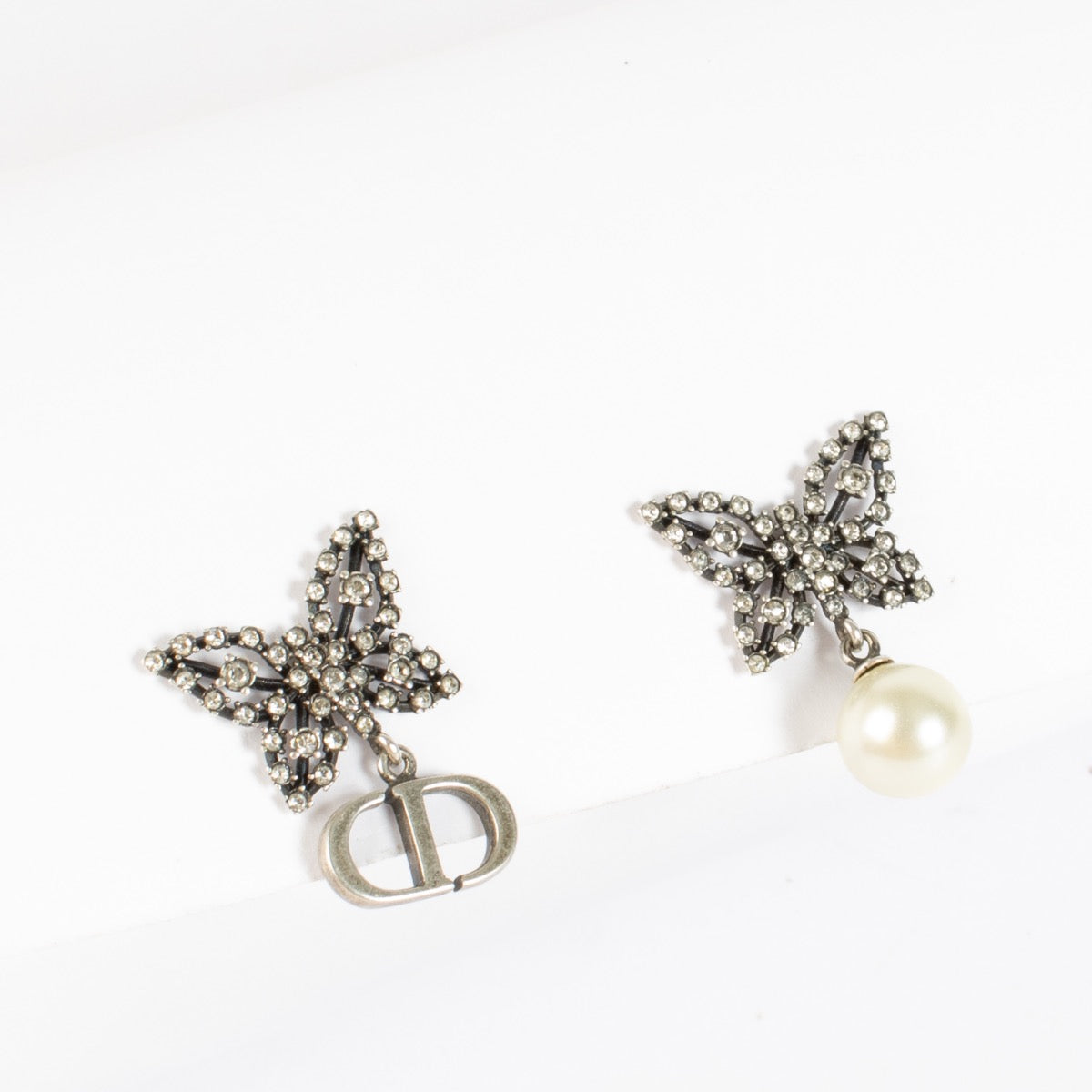 Authentic second hand Christian Dior Papillon De Nuit Earrings on labellov.com