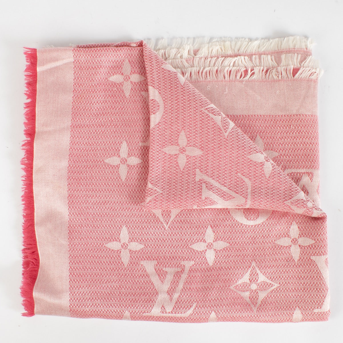 Authentic second hand Louis Vuitton Pink Monogram Shawl on labellov.com
