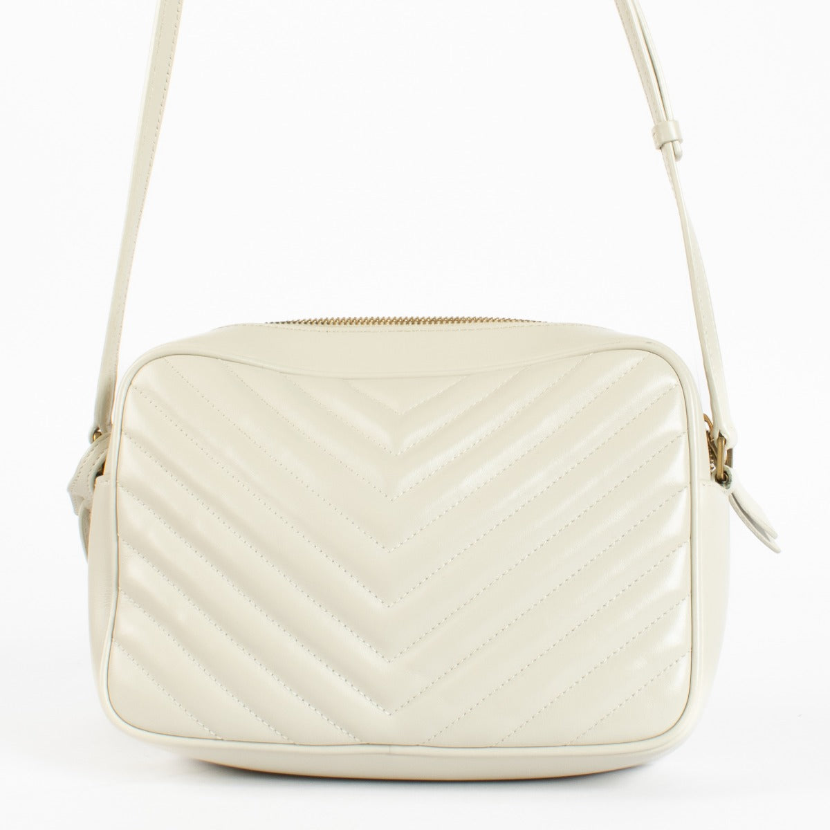 Authentic second hand Saint Laurent Lou Camera Bag on Labellov.com