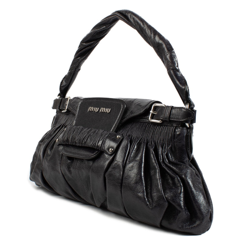 Authentic second hand Miu Miu Black shoulder bag on Labellov.com
