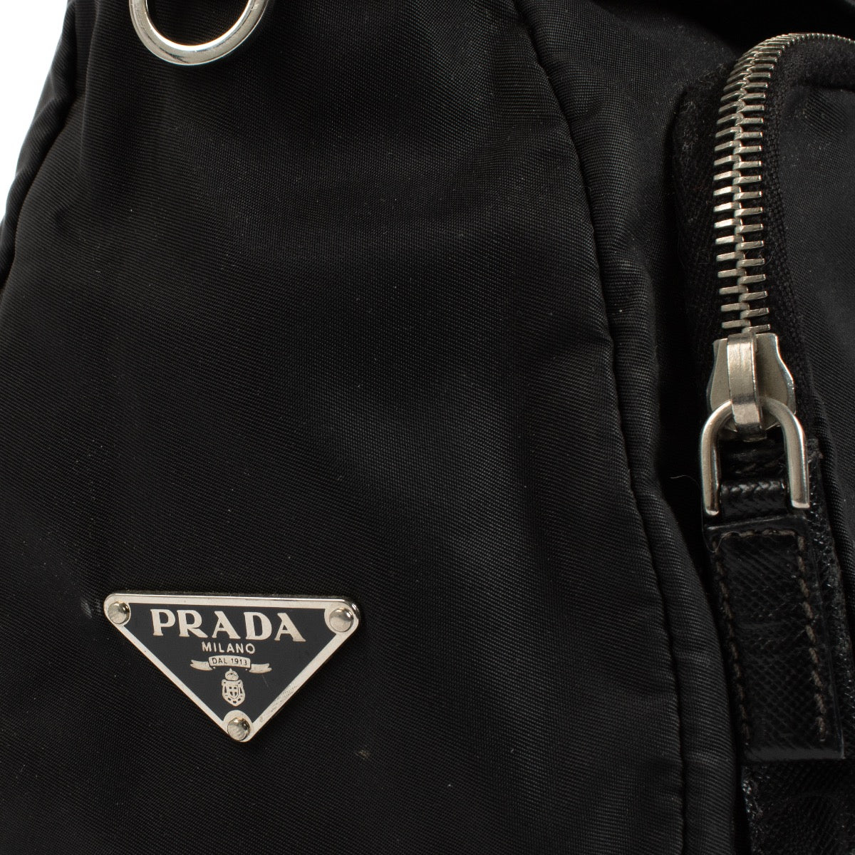 Authentic second hand Prada Black Nylon Messenger Bag on Labellov.com