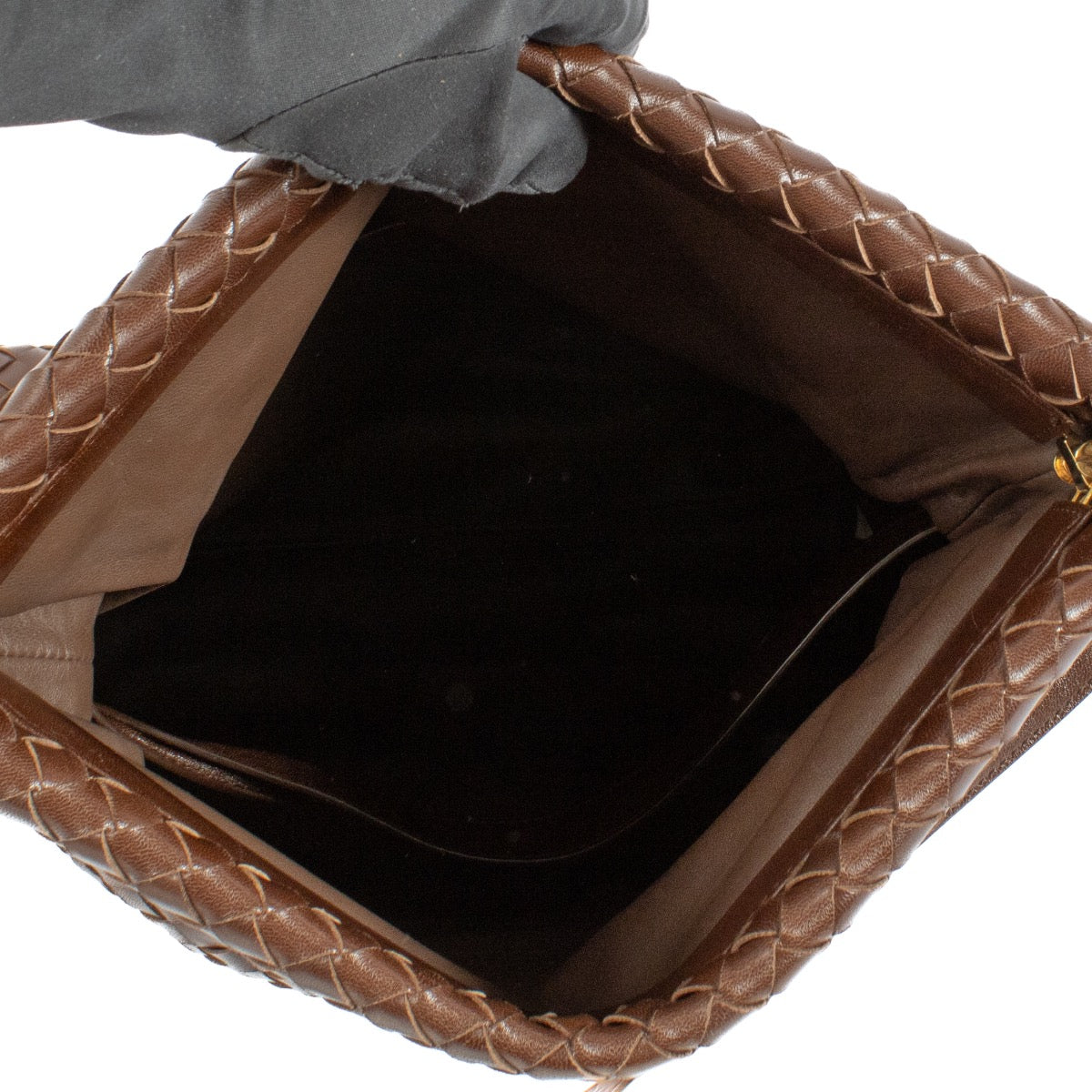 Authentic second hand Bottega Veneta Brown Intrecciato The Fold Bag on Labellov.com