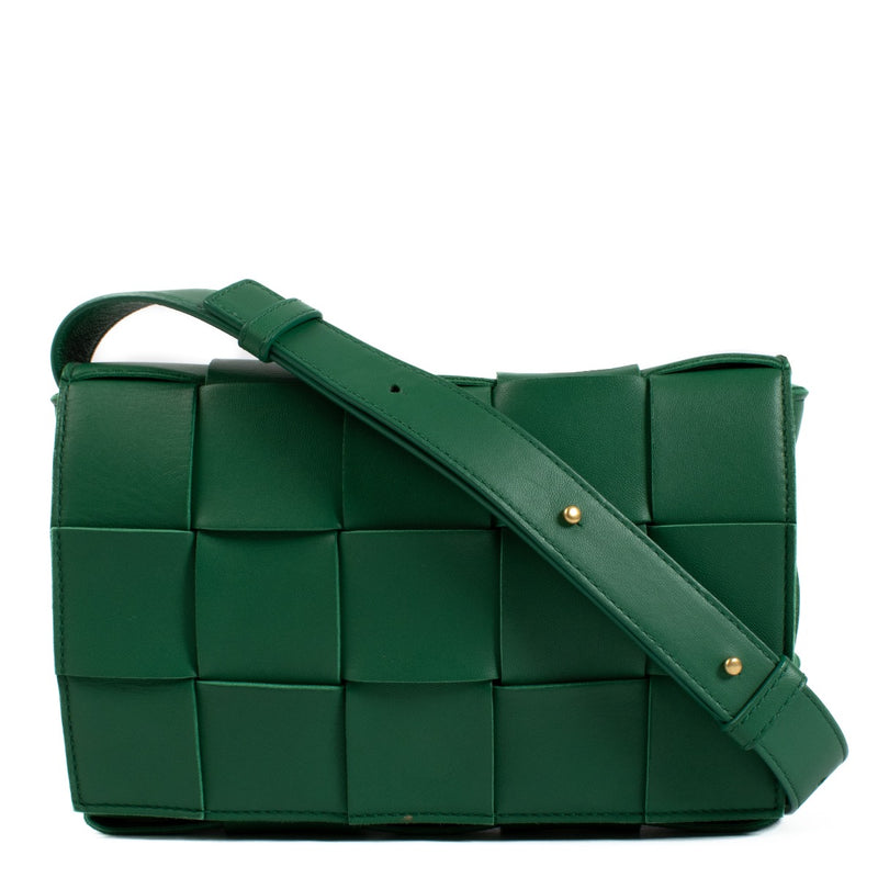 Authentic second hand Bottega Veneta Racing Green Cassette bag on Labellov.com
