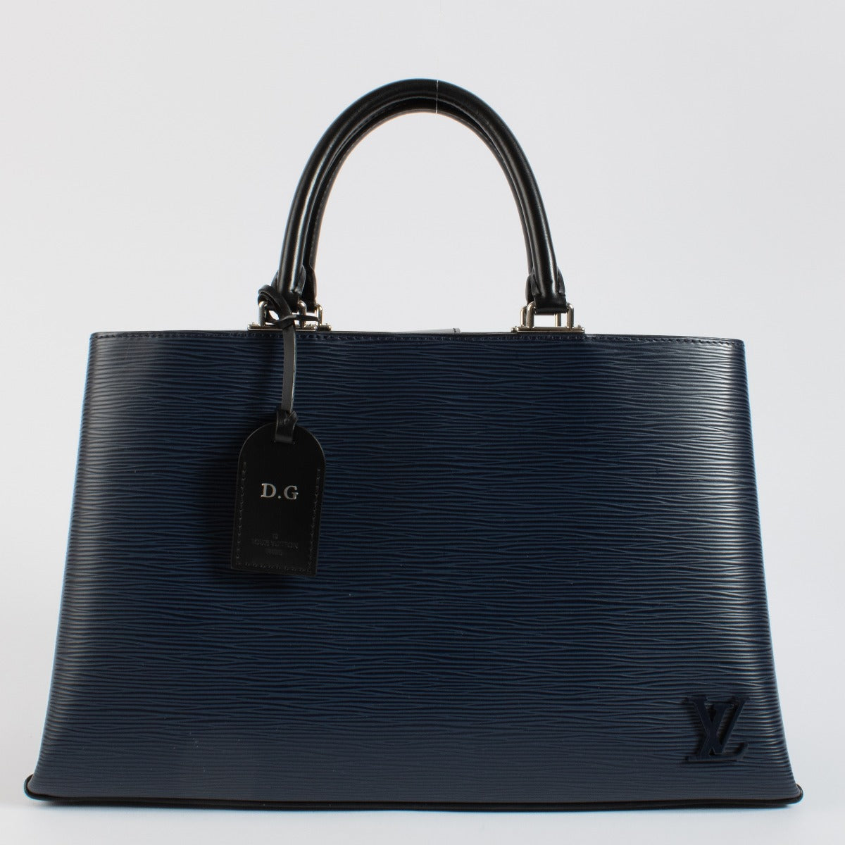 Shop 100% authentic second hand Louis Vuitton Black Epi Kleber MM Bag on Labellov.com