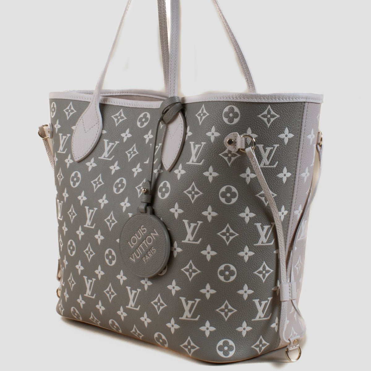 Shop 100% authentic second hand Louis Vuitton Neverfull MM Spring In the City on Labellov.com