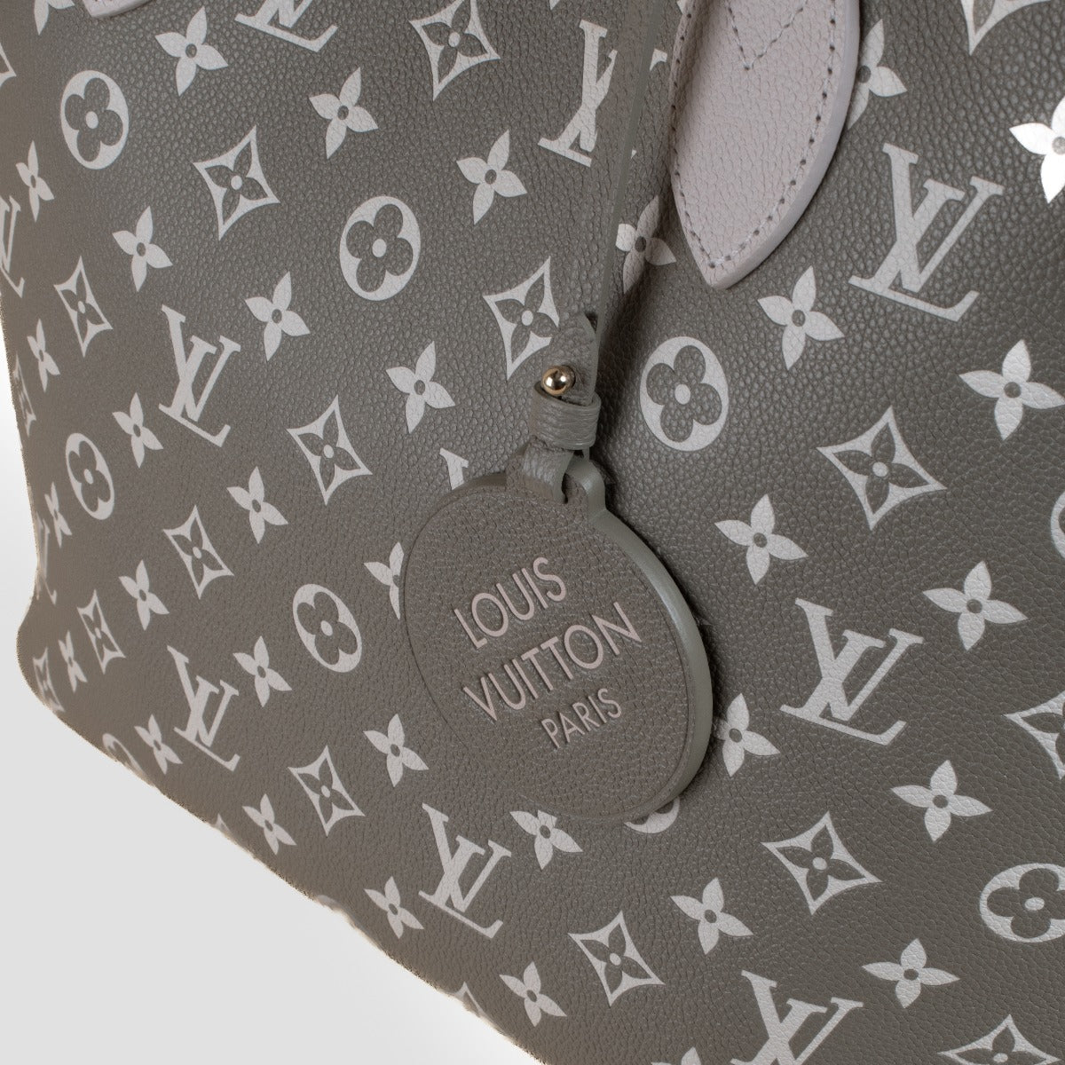 Shop 100% authentic second hand Louis Vuitton Neverfull MM Spring In the City on Labellov.com