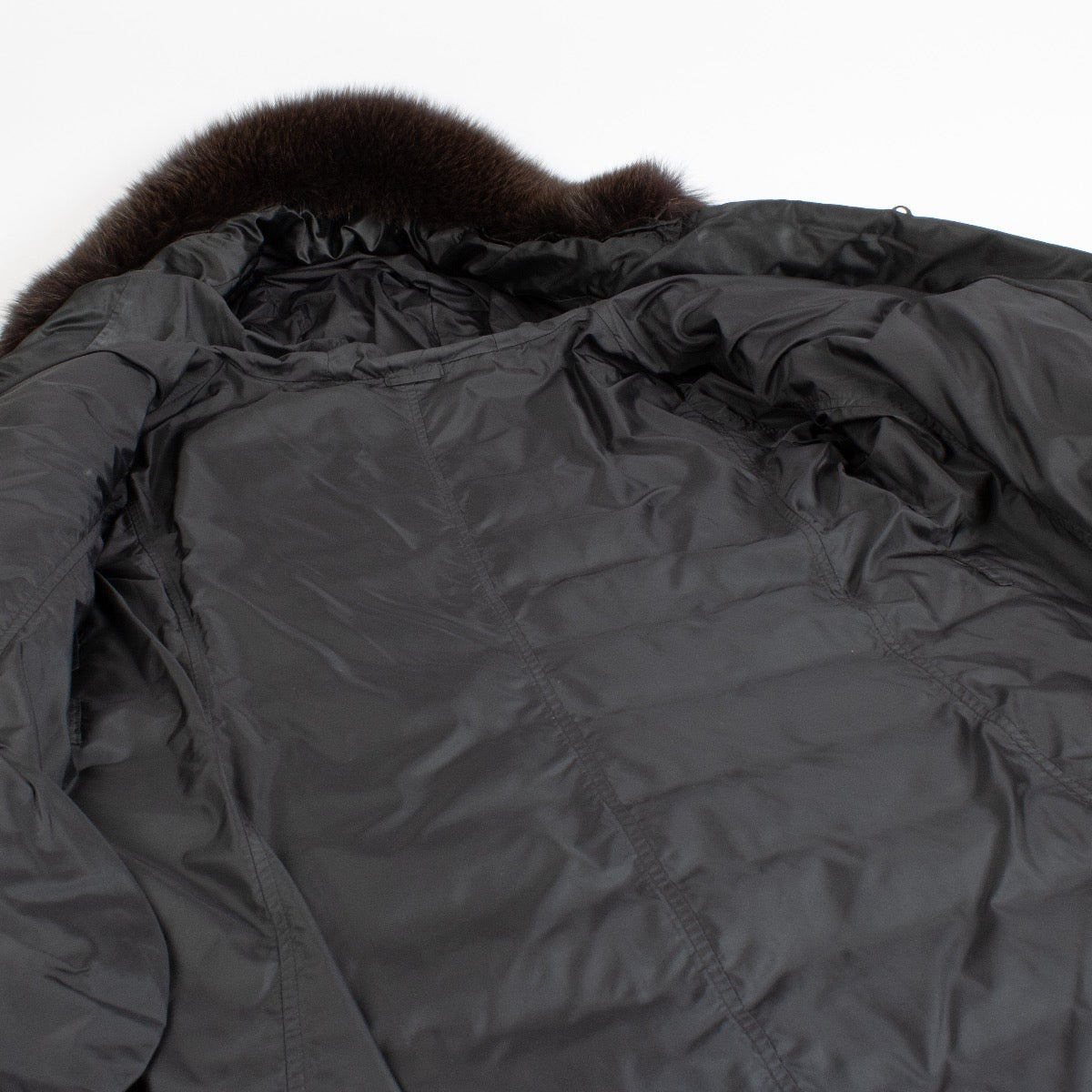 authentic preloved 'S Max Mara Black Coat on Labellov.com