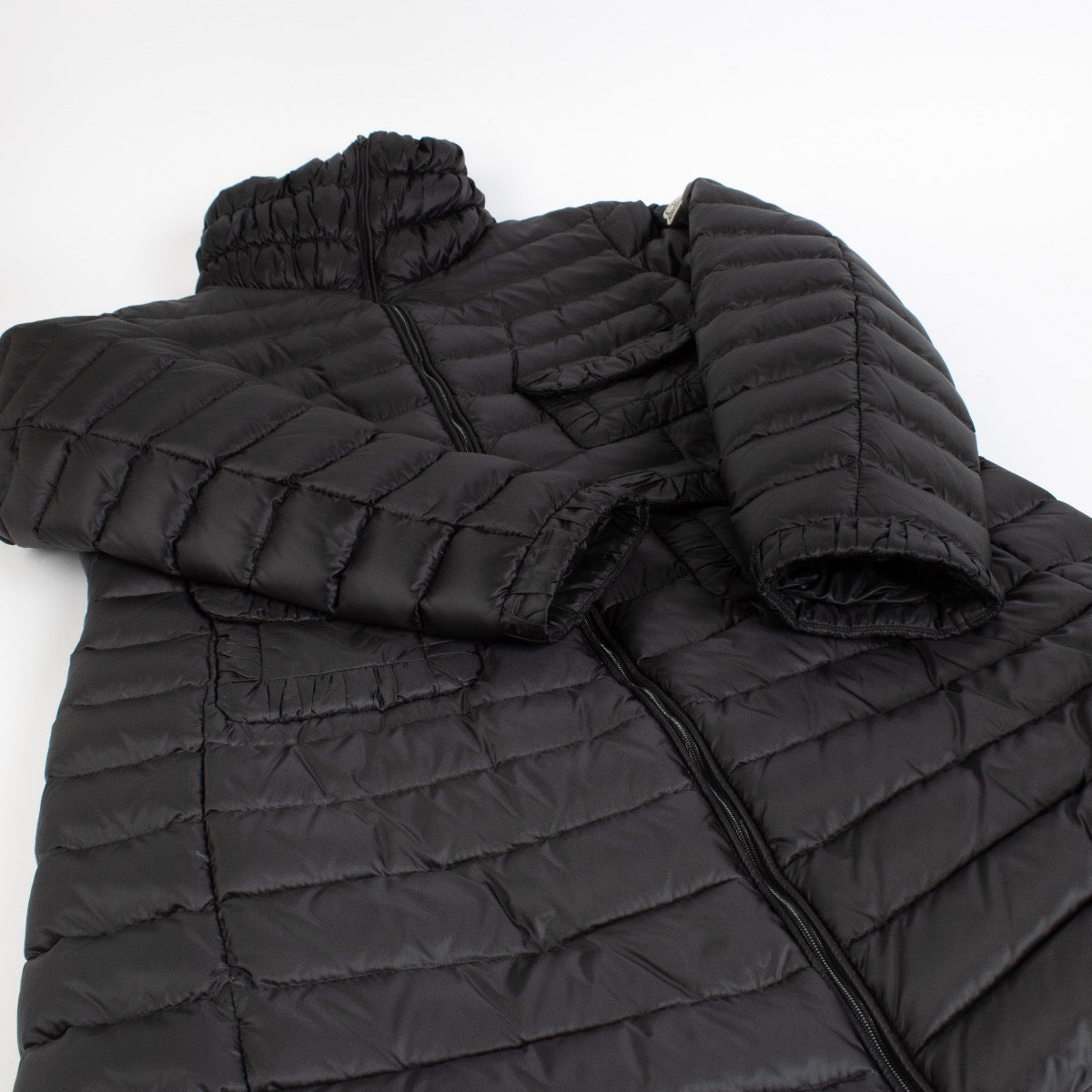 authentic preloved Moncler Black Padded Down Jacket on Labellov.com