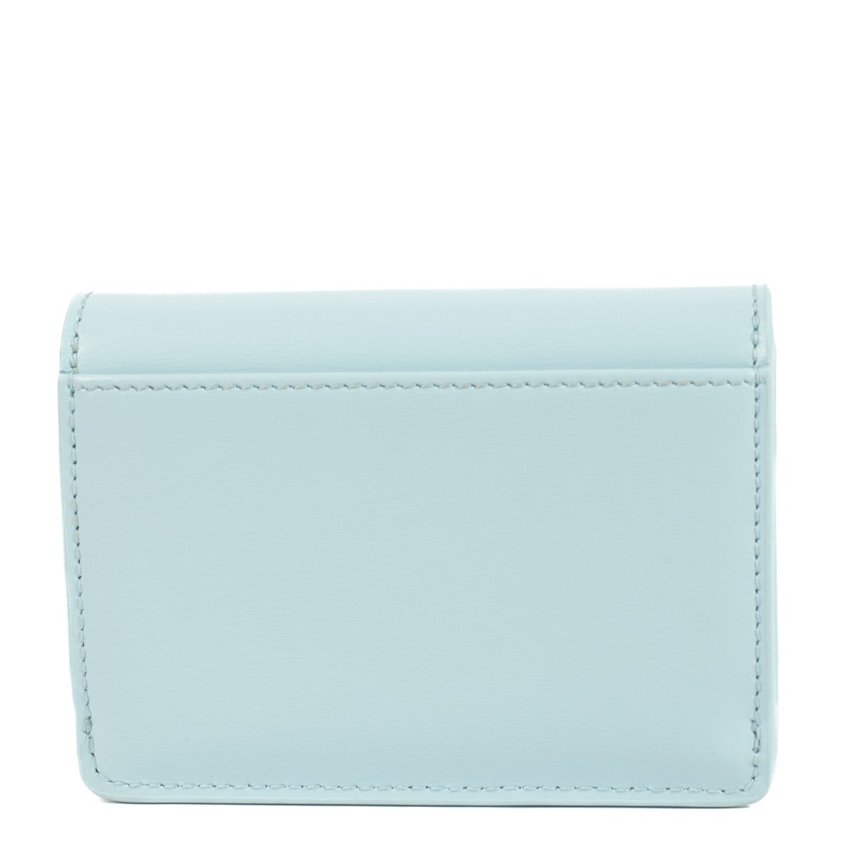 Shop safe online at Labellov in Antwerp, Brussels and Knokke this 100% authentic second hand Celine Blue Shiny Calfskin Card Holder. Veilig online tweedehands authentieke Céline kaartenhouder kopen bij Labellov