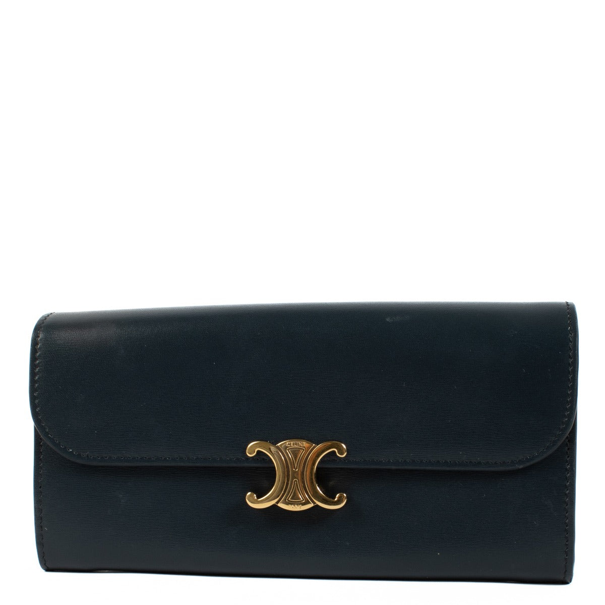 Shop safe online at Labellov in Antwerp, Brussels and Knokke this 100% authentic second hand Celine Blue Long Shiny Calfskin Triomphe Wallet. Veilig online tweedehands authentieke Céline portefeuille kopen bij Labellov.