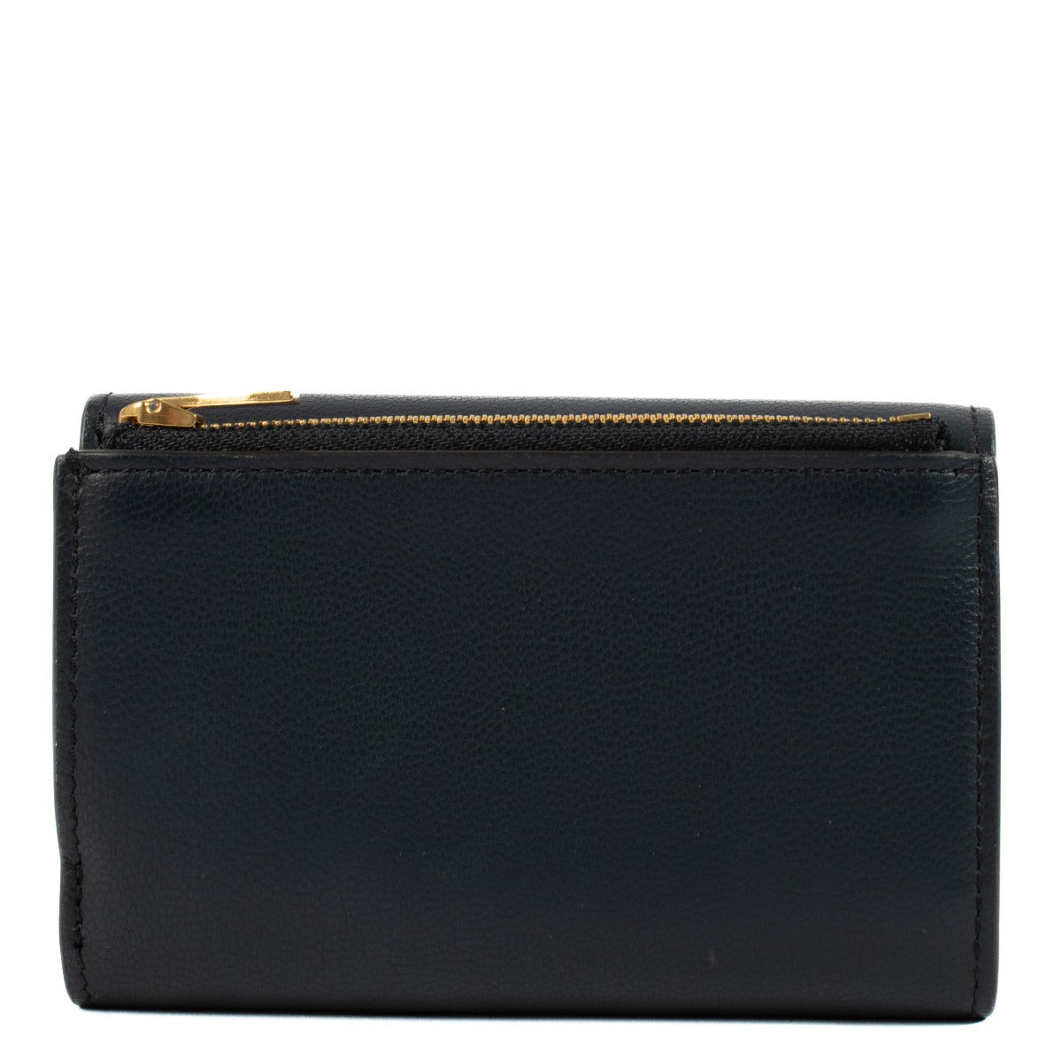 Shop safe online at Labellov in Antwerp, Brussels and Knokke this 100% authentic second hand Mulberry Blue Darley Folded Multi-Card Wallet. Veilig online tweedehands authentiek Mulberry portefeuille kopen bij Labellov.