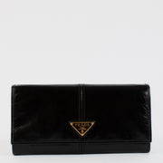 Shop safe online at Labellov in Antwerp, Brussels and Knokke this 100% authentic Prada Black Long Wallet