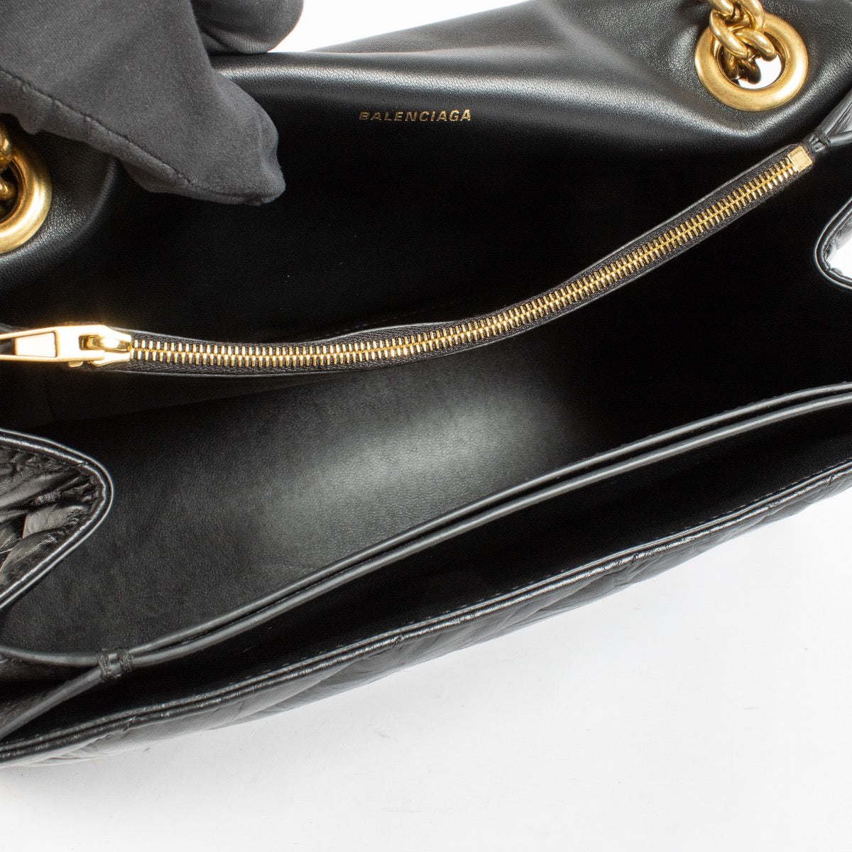 Authentic Second Hand Balenciaga Black Quilted Leather Medium Crush Bag on Labellov.com