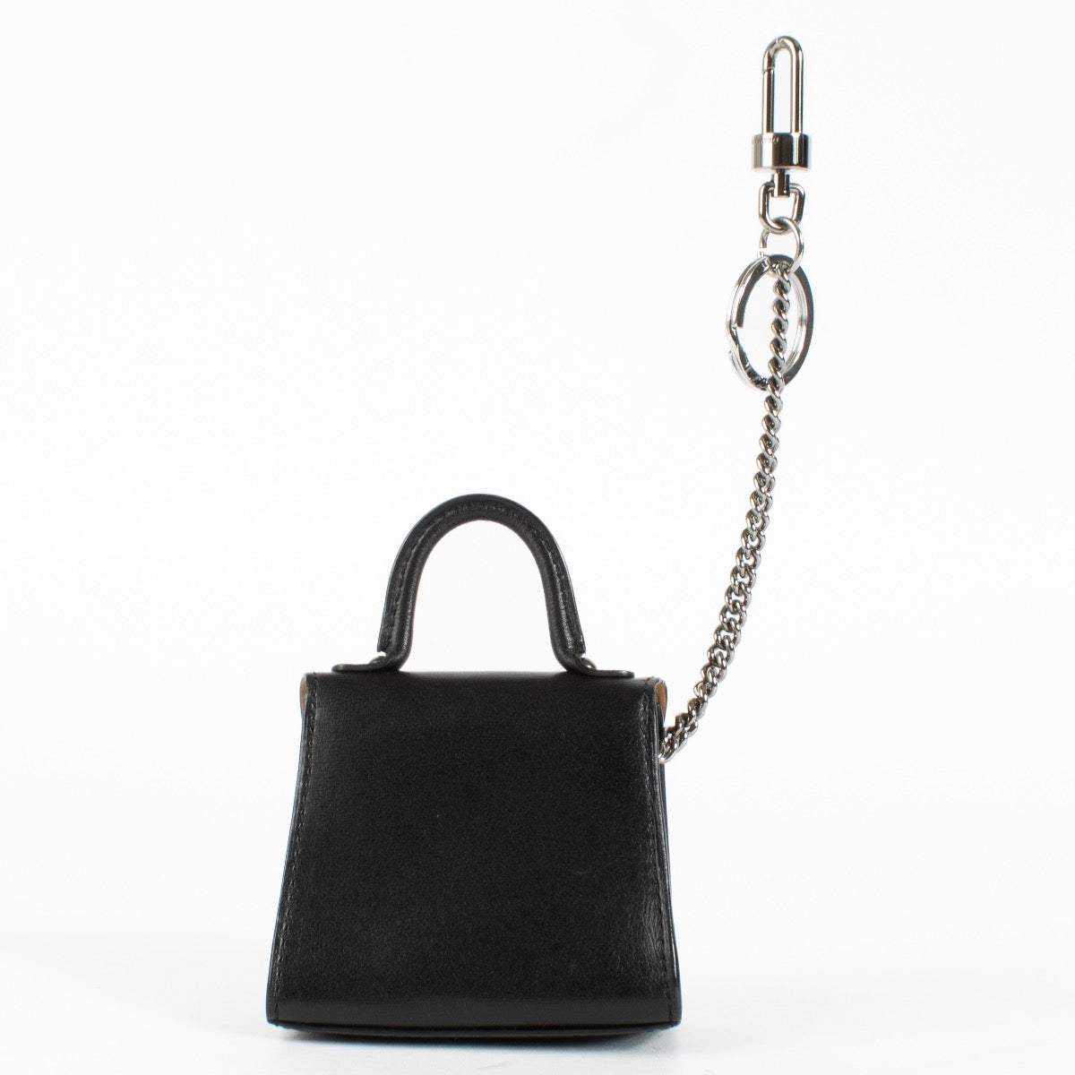 Discover the Delvaux Black Brillant L’Humour Charm in as new condition, complete with box and dust bag. Shop authentic luxury accessories at Labellov.com.
