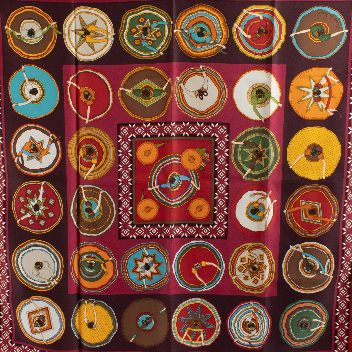 Shop 100% authentic second hand Hermès 90 Scarf on Labellov.com