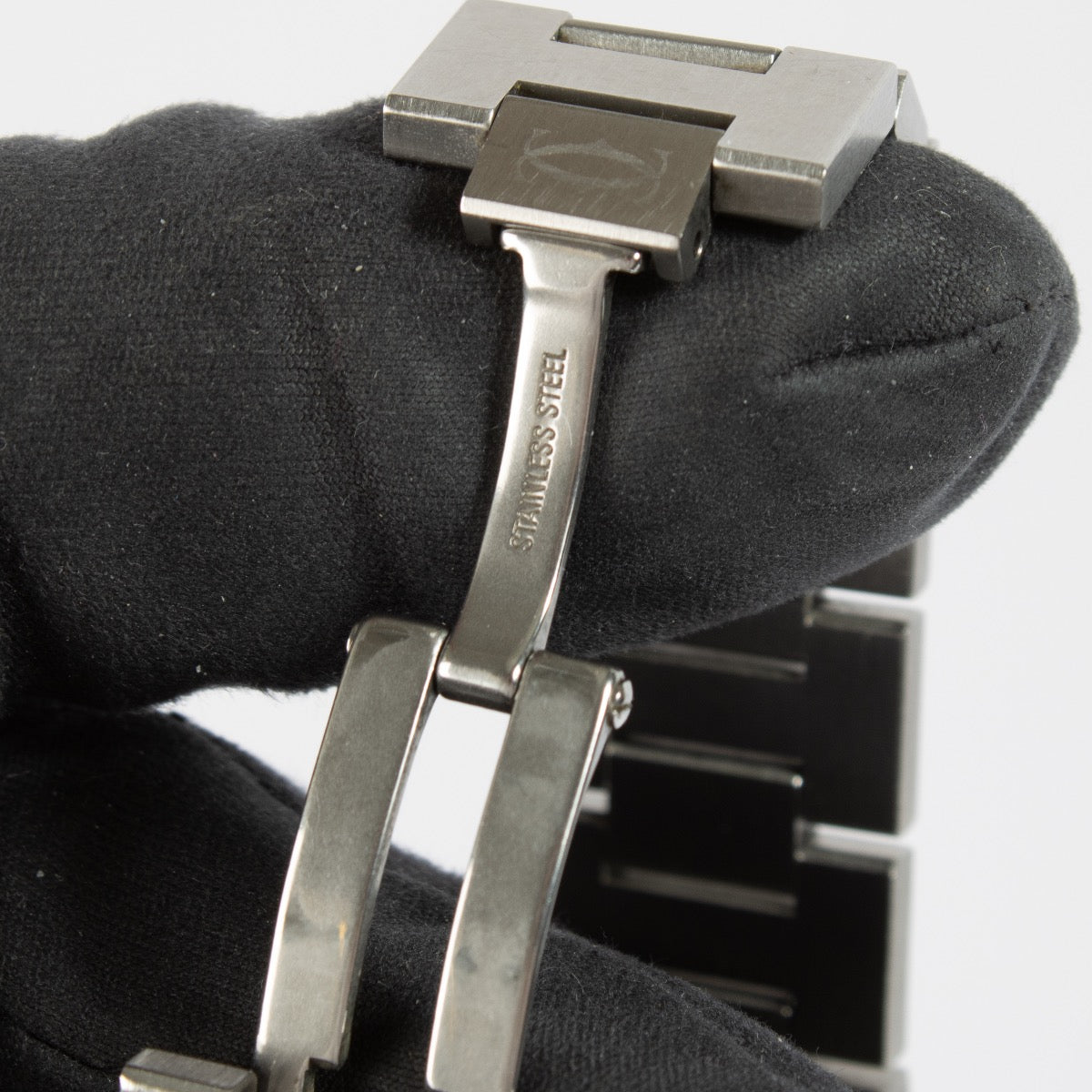 Buy authentic second hand Cartier Silver Pasha Watch 35mm at Labellov.com
