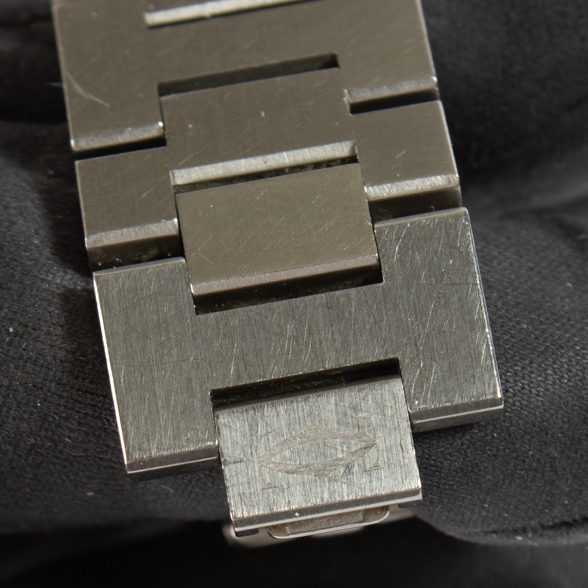 Buy authentic second hand Cartier Silver Pasha Watch 35mm at Labellov.com