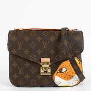 Shop the Louis Vuitton Sun Titian Monogram Pochette Métis Shoulder Bag second hand on Labellov.com