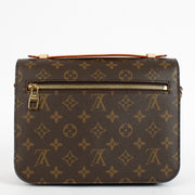 Shop the Louis Vuitton Sun Titian Monogram Pochette Métis Shoulder Bag second hand on Labellov.com