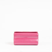 Shop this 100% authentic Louis Vuitton Pink Vernis Twist Little Bag at Labellov.com