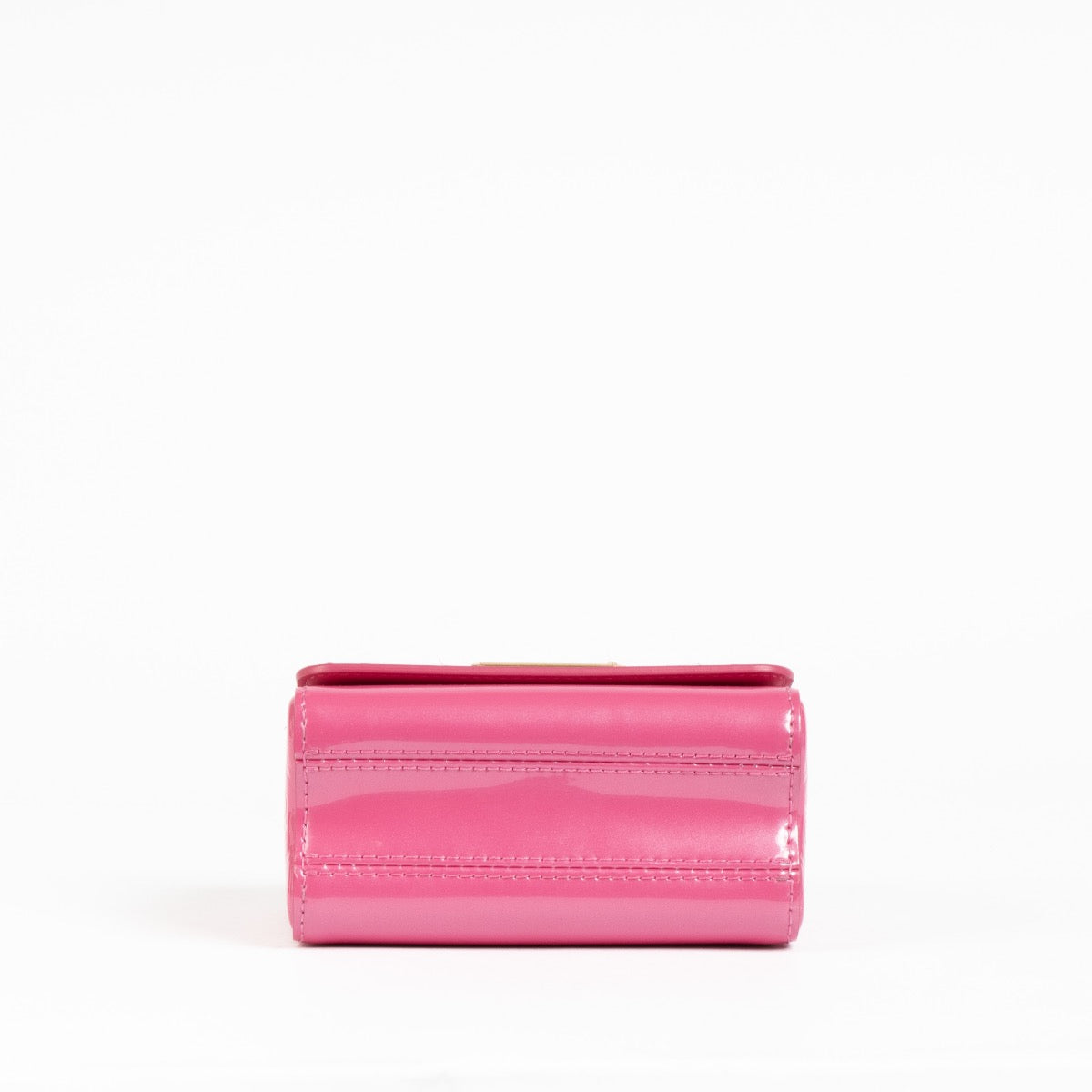 Shop this 100% authentic Louis Vuitton Pink Vernis Twist Little Bag at Labellov.com