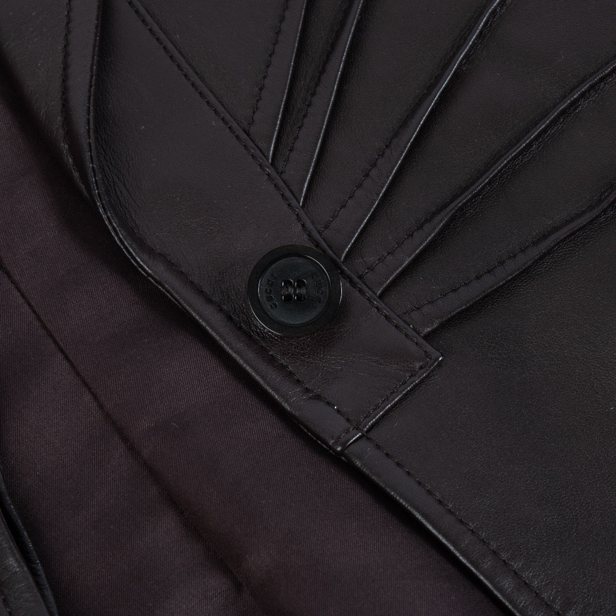 Buy authentic second hand Gucci Burgundy Leather Jacket - Size 40 at Labellov.com