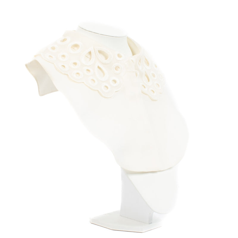 Shop 100% authentic second hand Louis Vuitton Spring/Summer 2012 Lace Collar - Size 36 on labellov.com