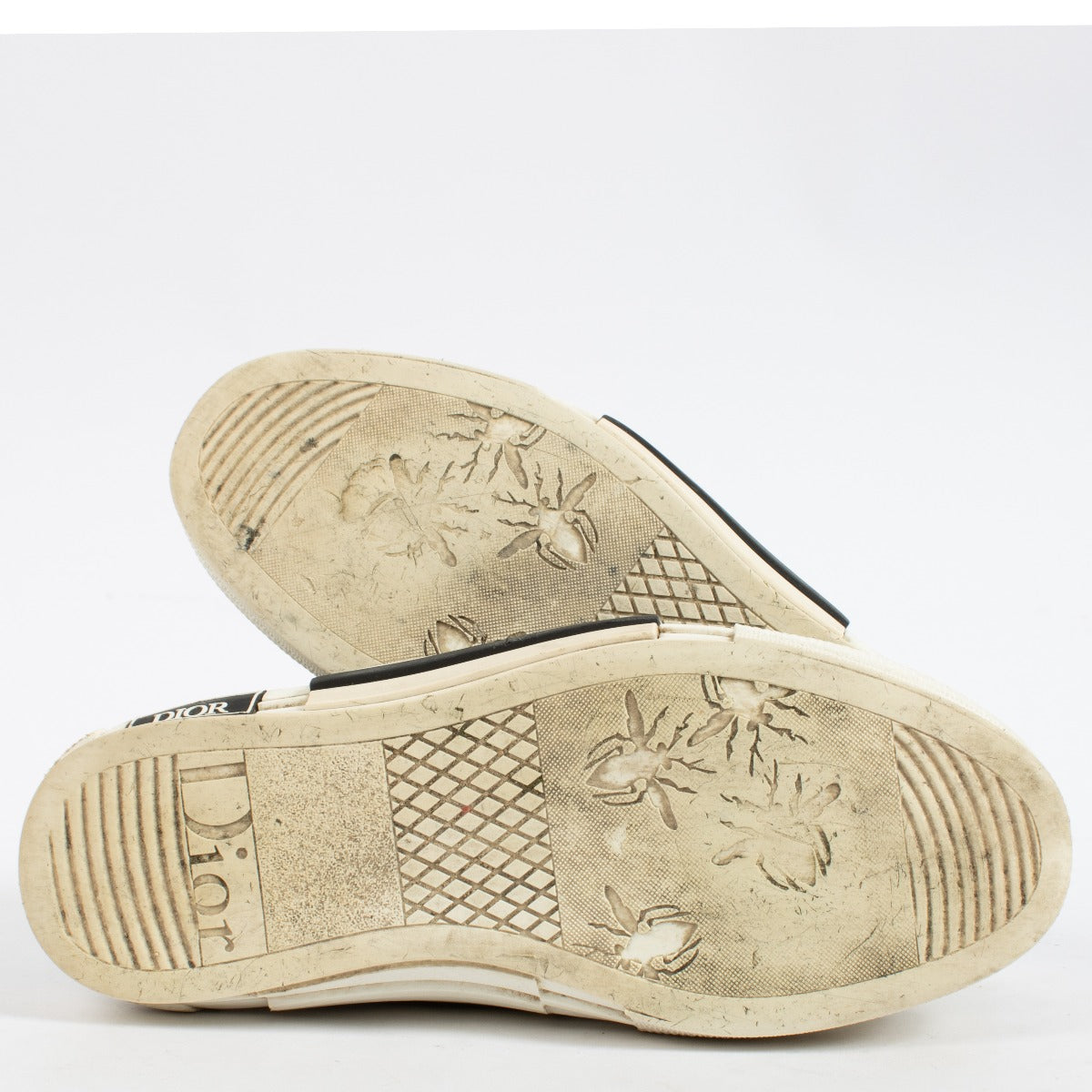 shop 100% authentic second hand Christian Dior B23 High Top Sneakers - Size 38 1/2 on Labellov.com