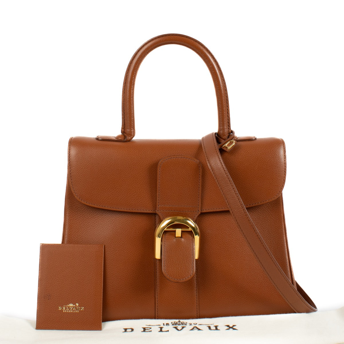 Shop safe online at Labellov in Antwerp, Brussels and Knokke this 100% authentic second hand Delvaux Alezan Jumping Brillant MM. Veilig online tweedehands authentieke Delvaux Alezan Jumping Brillant MM kopen bij Labellov.