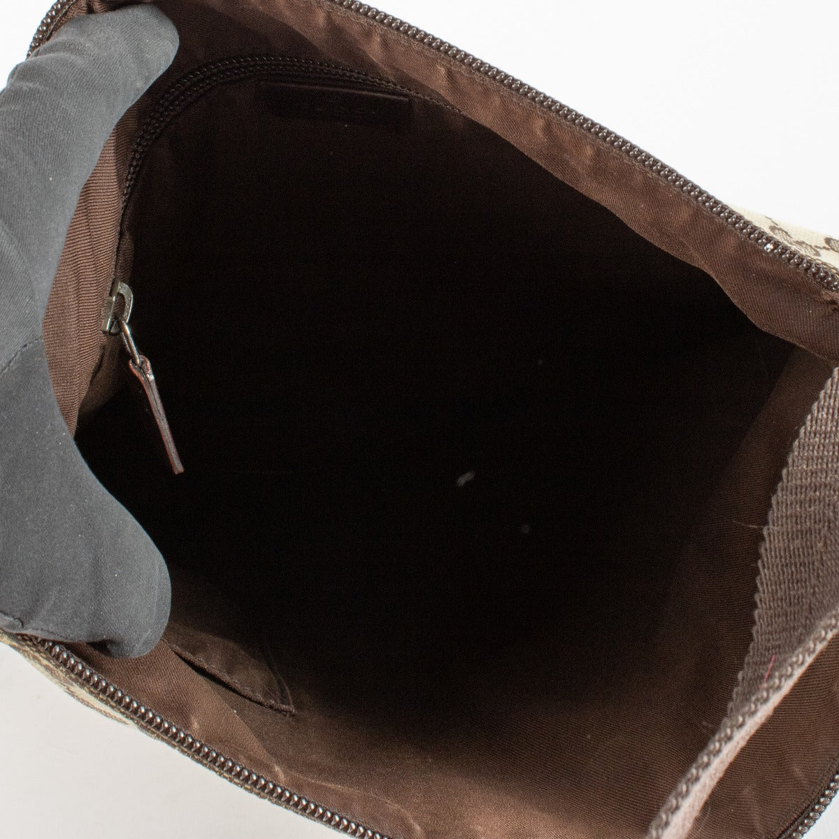Authentic second-hand Gucci GG Canvas Messenger Bag Crossbody on labellov.com