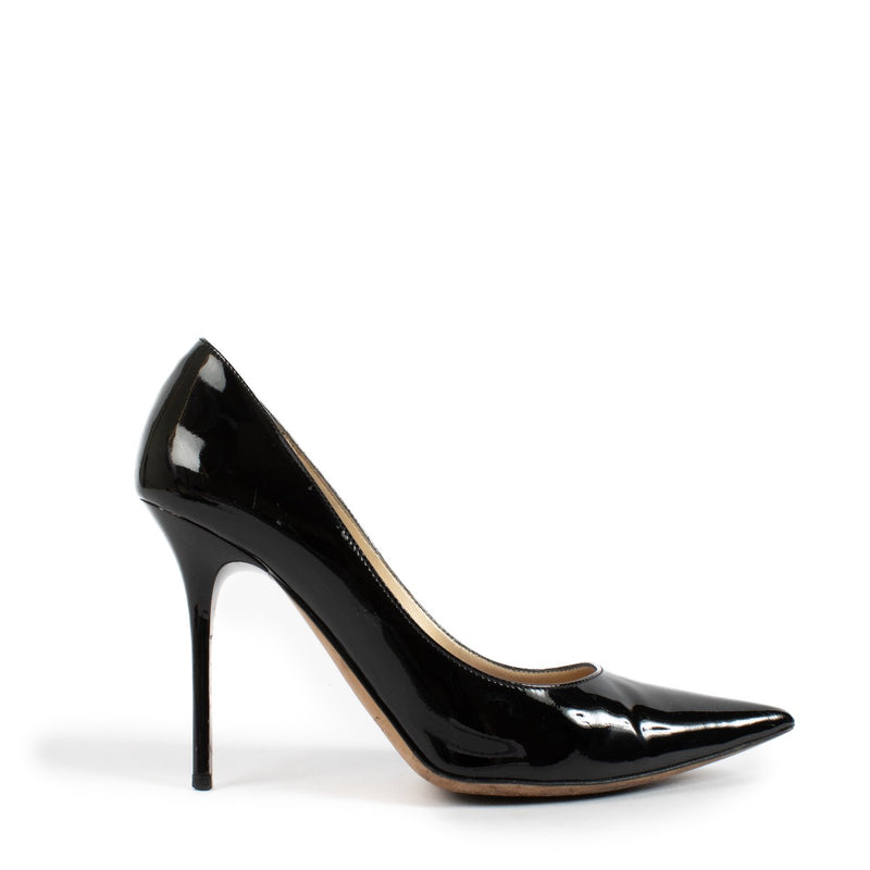 Shop 100% authentic second hand Jimmy Choo Black Heels on Labellov.com