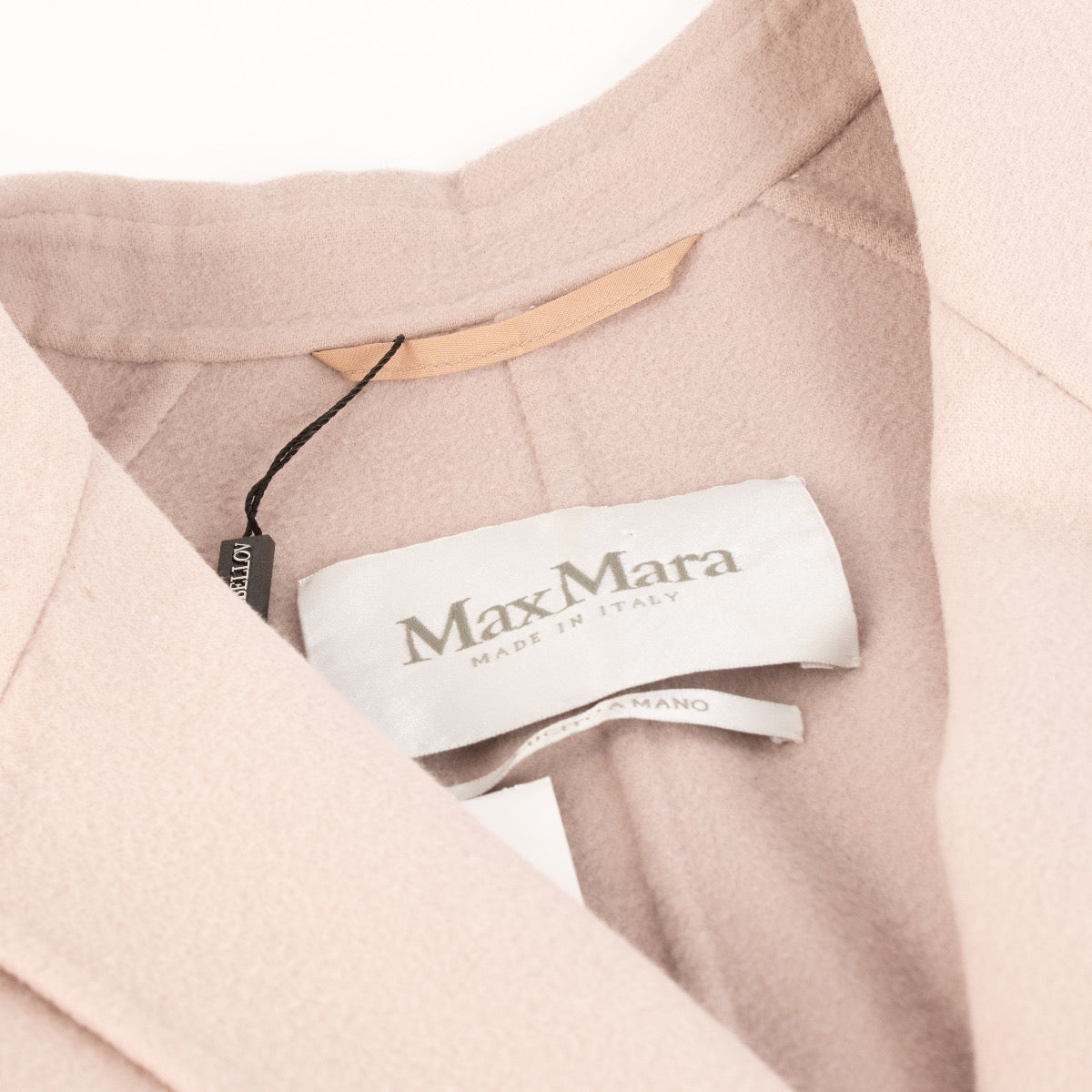 Authentic Second Hand Max Mara Pink Coat Size 40 on Labellov.com