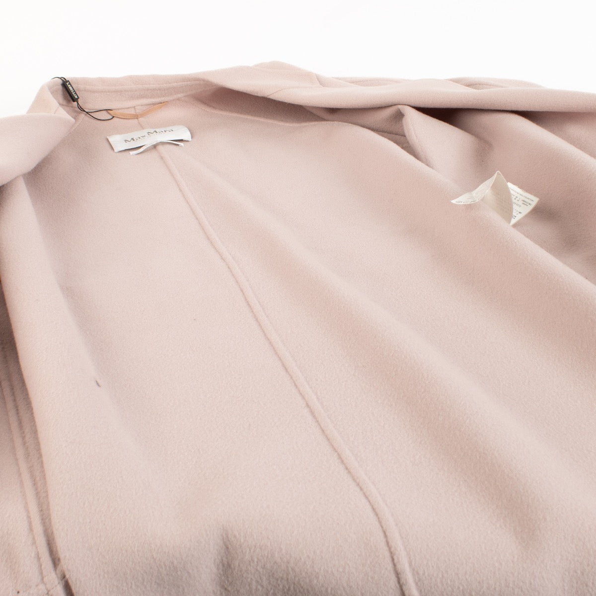 Authentic Second Hand Max Mara Pink Coat Size 40 on Labellov.com