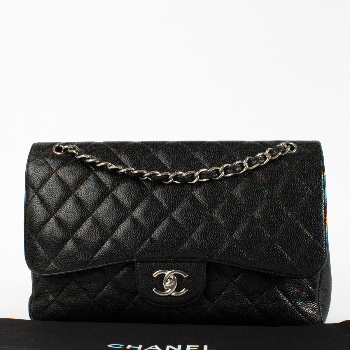 Chanel Black Caviar Large Classic Handbag aan de beste prijs bij Labellov tweedehands