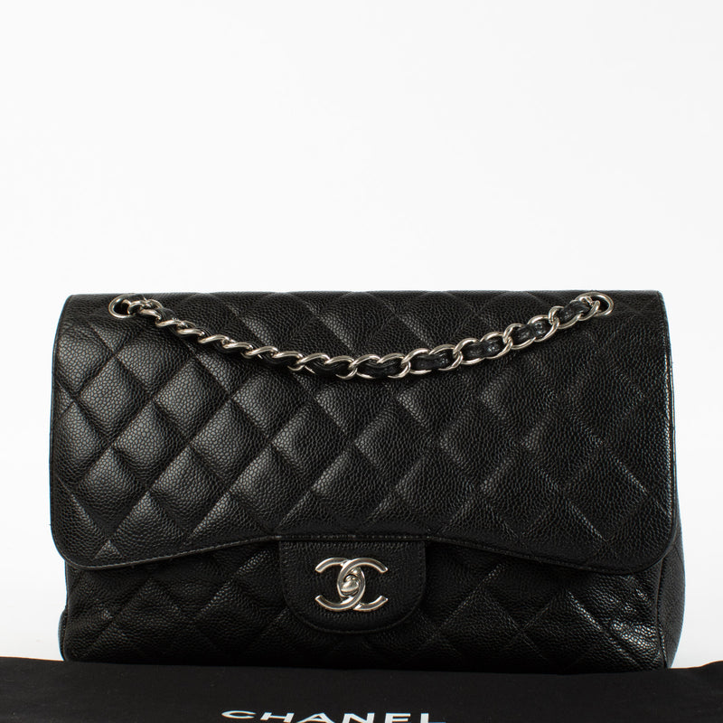 Chanel Black Caviar Large Classic Handbag aan de beste prijs bij Labellov tweedehands