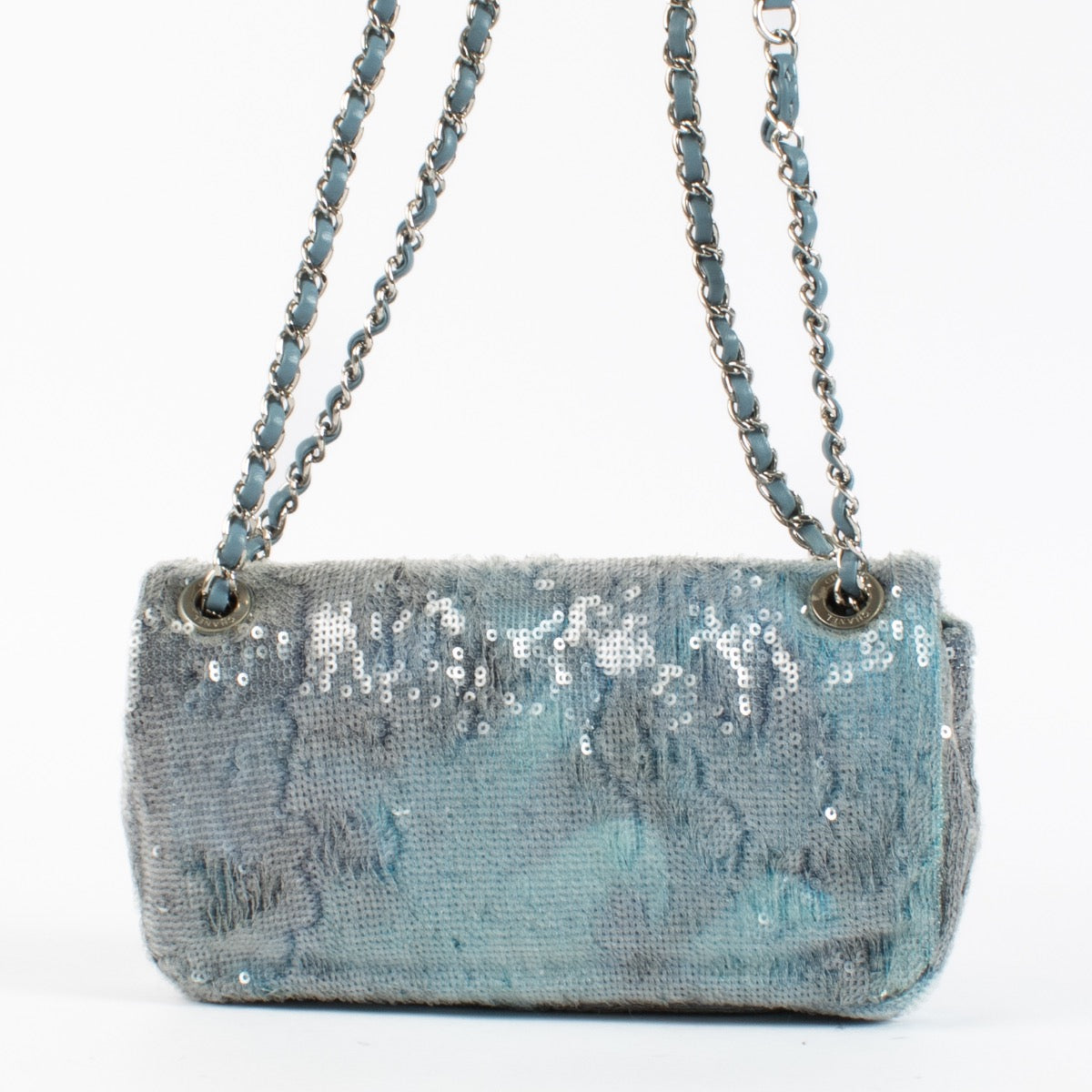 Shop safe online this 100% authentic second hand in Antwerp, Brussels and Knokke this 100% authentic second hand Chanel Blue Sequin Waterfall Small Classic Bag