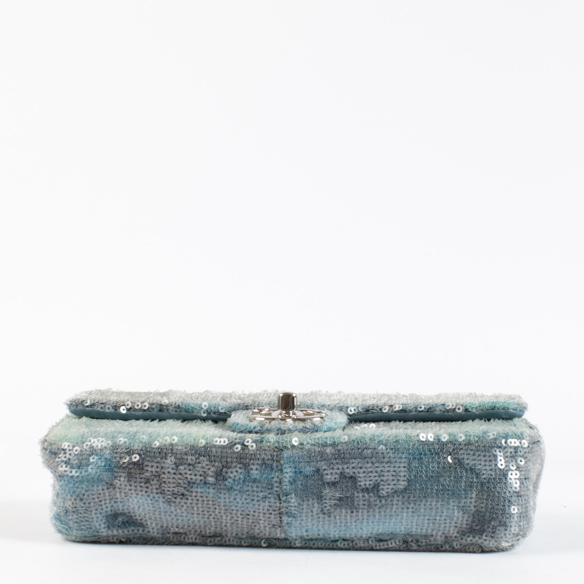 Shop safe online this 100% authentic second hand in Antwerp, Brussels and Knokke this 100% authentic second hand Chanel Blue Sequin Waterfall Small Classic Bag