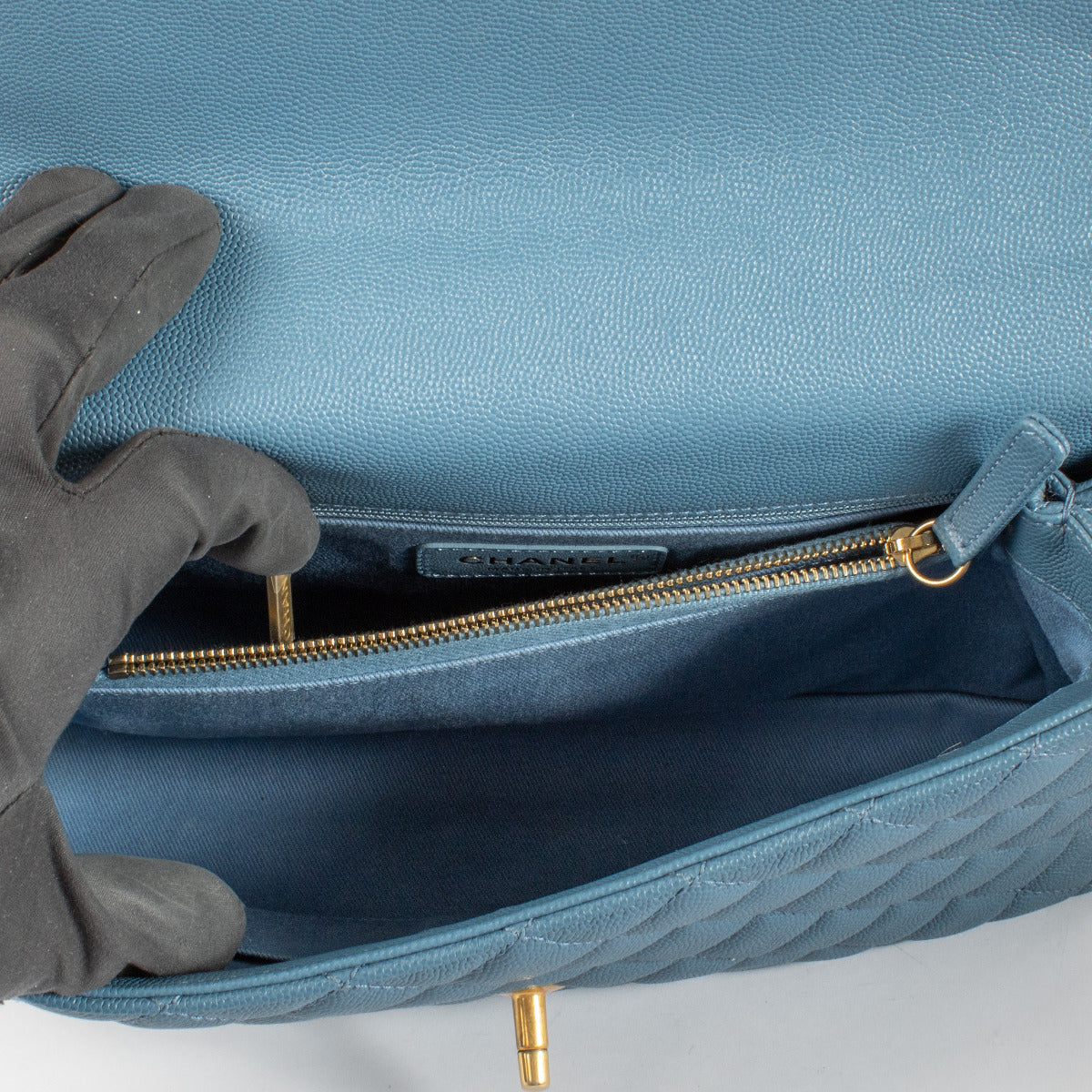 Grand sac Coco Handle Chanel en jean bleu