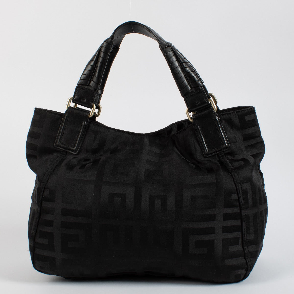 Shop 100% authentic secondhand Givenchy Black Nylon Bag on Labellov.com