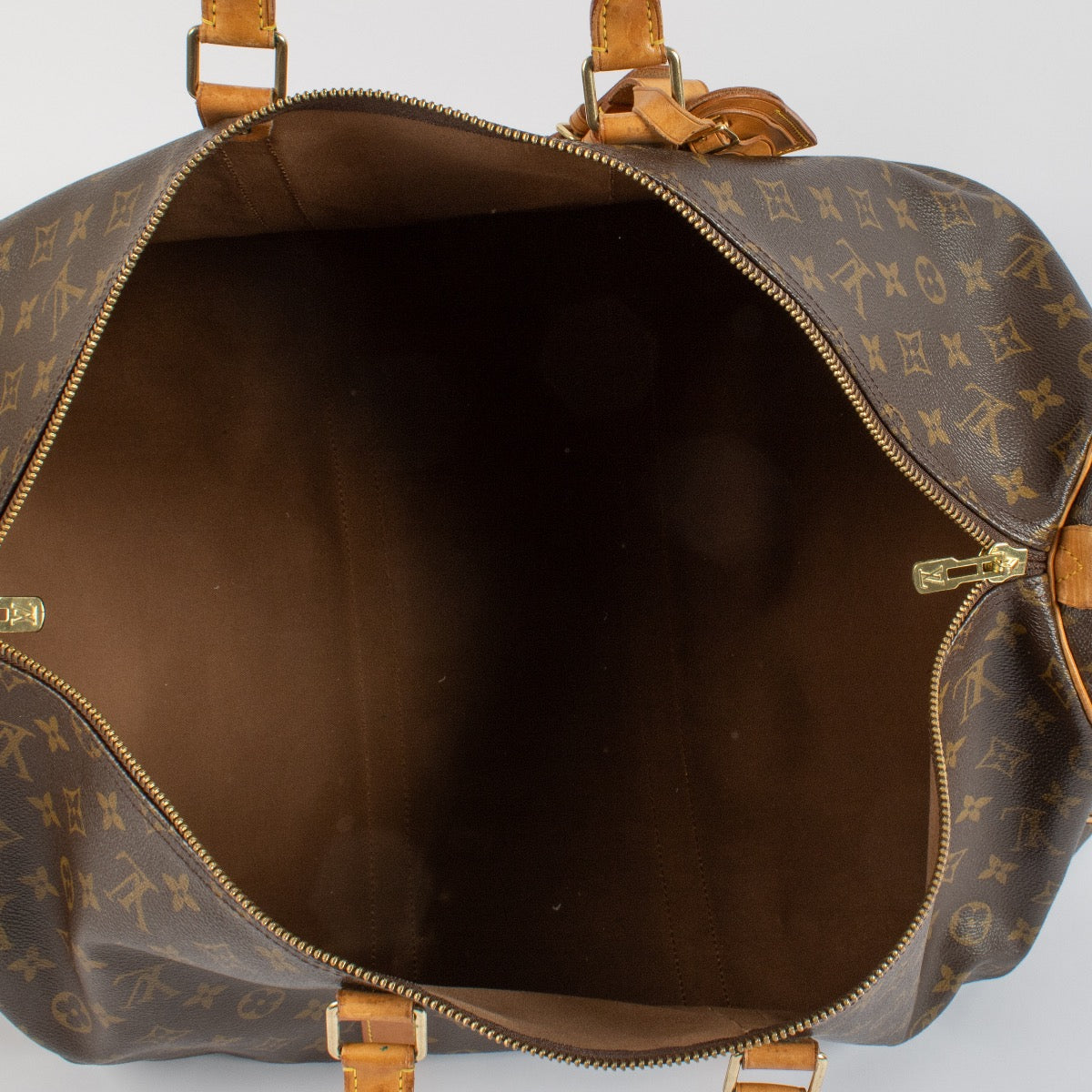 Shop 100% authentic secondhand Louis Vuitton Monogram Keepall 55 Bag on Labellov.com