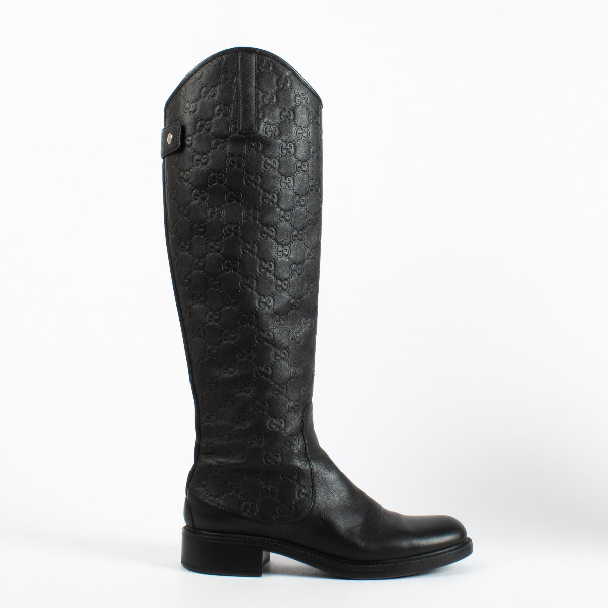 Authentic pre-loved Gucci Black Leather Boots — Size 39 on Labellov.com