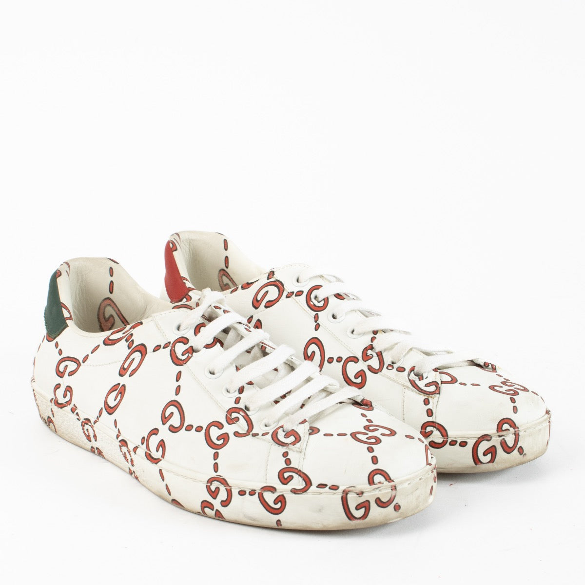 Authentic Second Hand Gucci White GG Ace Sneakers on Labellov.com