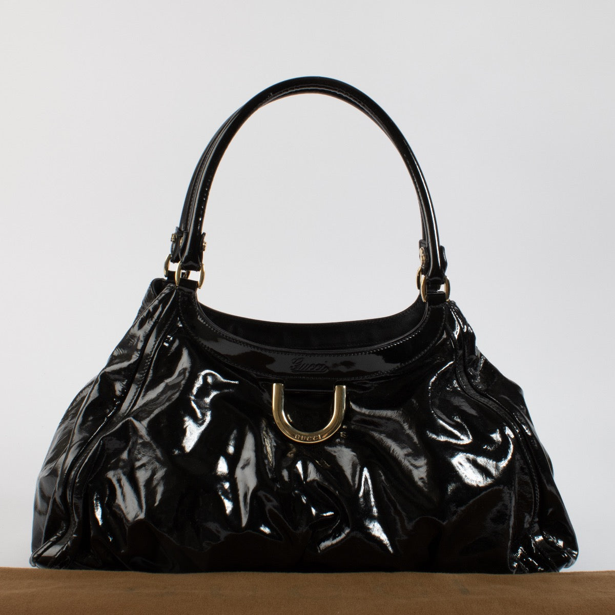 Authentic second hand Gucci Black Patent Leather Bag on Labellov.com