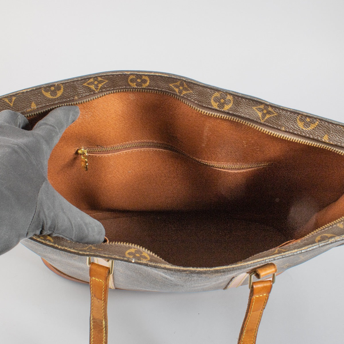 Shop 100% authentic second hand Louis Vuitton Monogram Babylone Bag on Labellov.com
