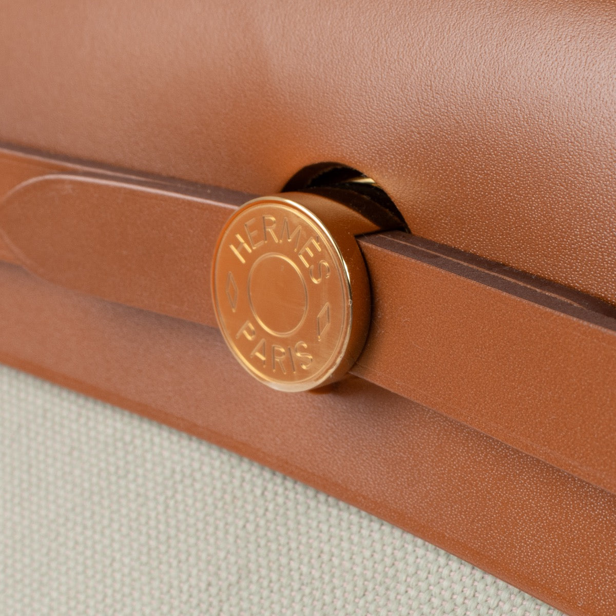 Authentic second hand Hermès Herbag Zip 31 on Labellov.com