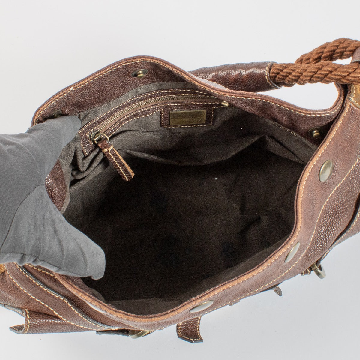 Authentic second hand Fendi Brown Shoulder Bag on Labellov.com