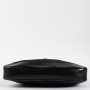 Authentic second hand Gucci Black GG Canvas Medium Jackie Bag on Labellov.com