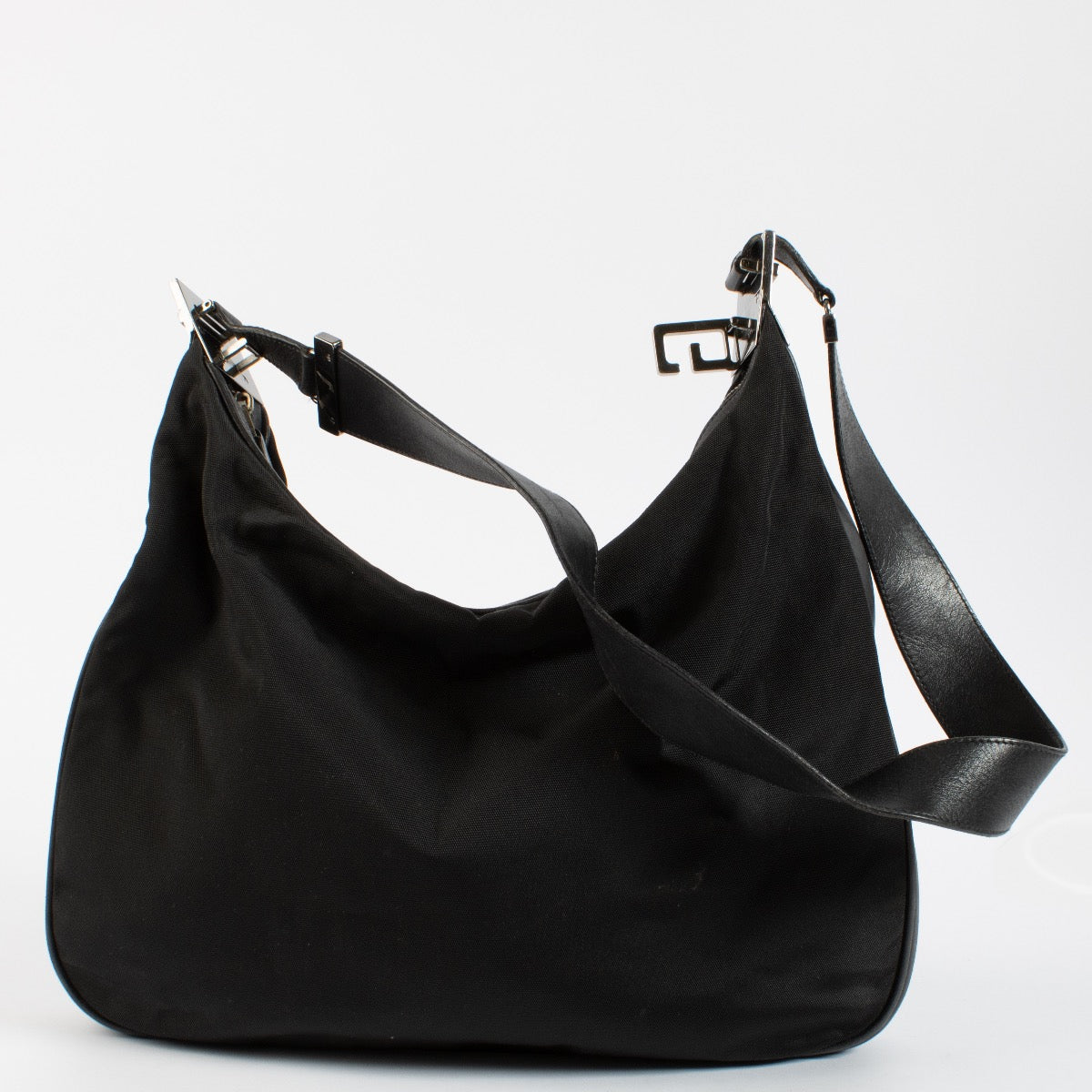 Shop 100% authentic second hand Gucci Black Nylon Crossbody on Labellov.com